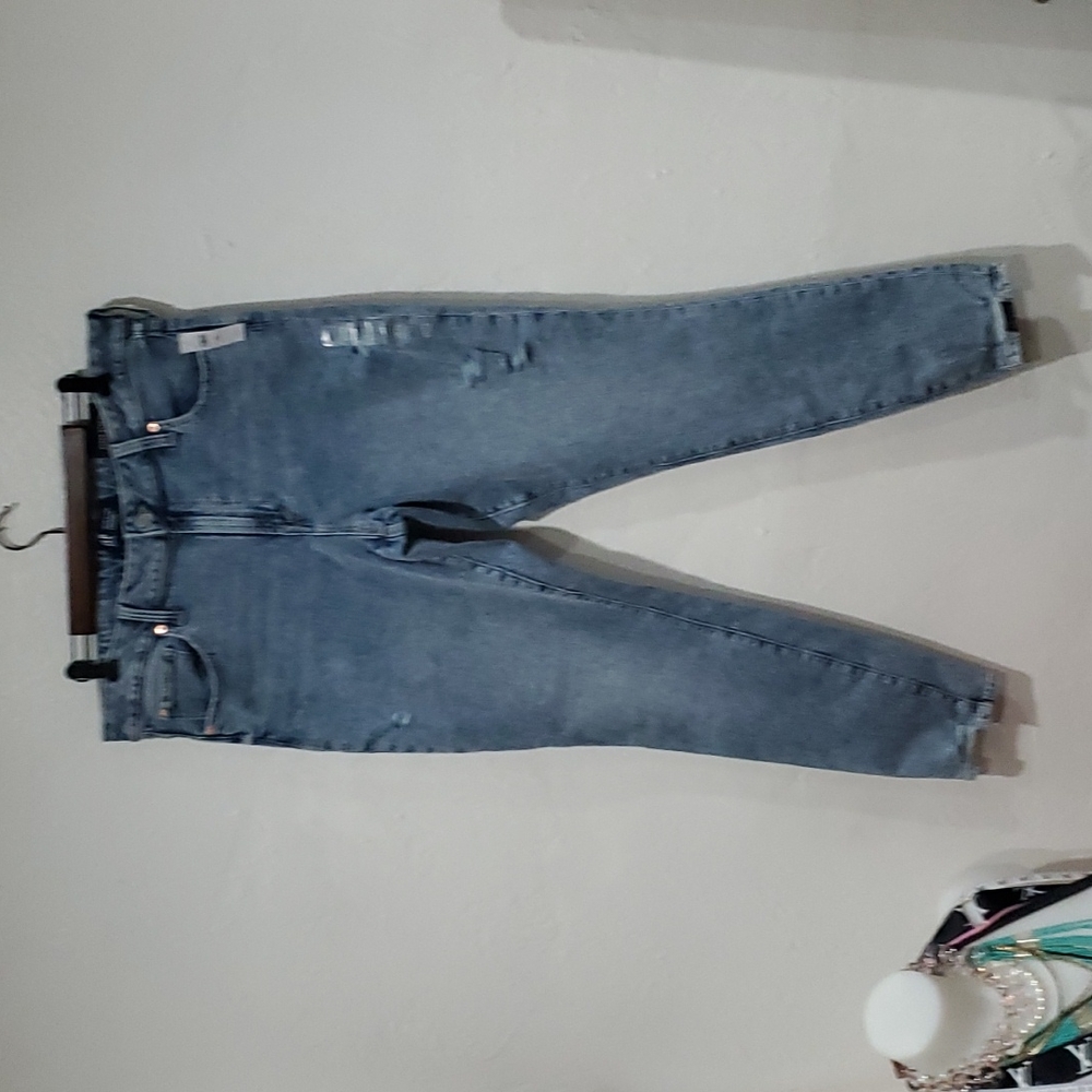 GAP Light Blue Distressed Women’s Jeggings